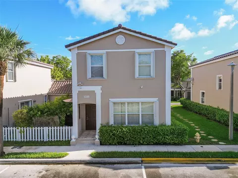 10551 NW 57th St, Coral Springs, FL 33076