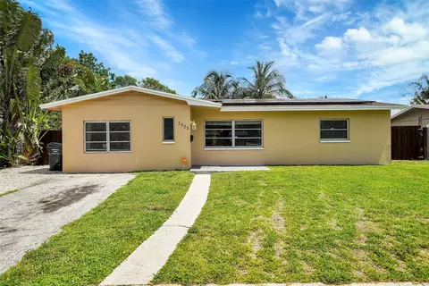 7505 Arthur St, Hollywood, FL 33024
