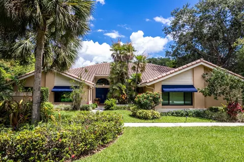 7801 S Woodridge Dr, Parkland, FL 33067