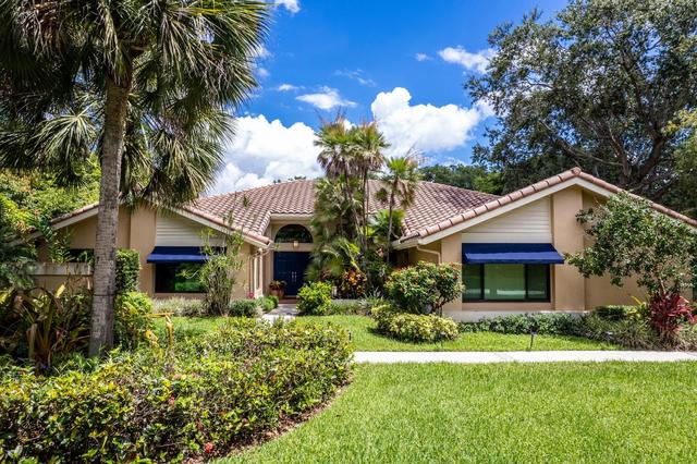 7801 S Woodridge Dr, Parkland, FL 33067