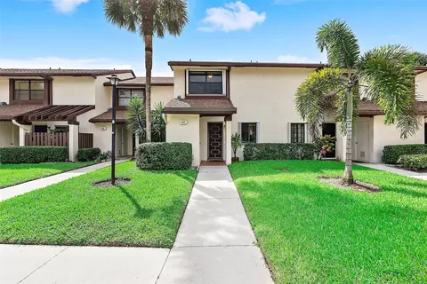 4383 Carambola Cir N, Coconut Creek, FL 33066