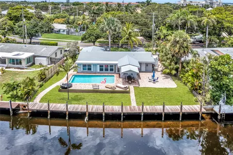 4730 NE 22nd Ave, Lighthouse Point, FL 33064