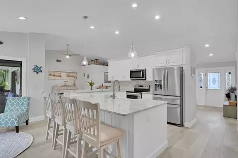 4990 NW 59th Way, Coral Springs, FL 33067