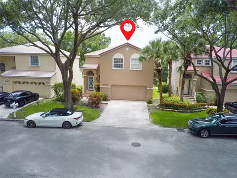 8726 NW 5th Pl, Coral Springs, FL 33071