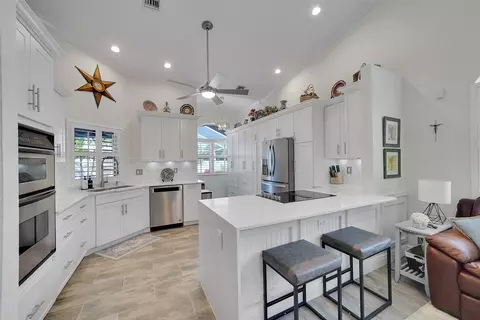 3931 NW 96th Ave, Hollywood, FL 33024