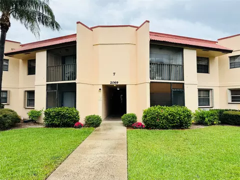 2069 NE Collins Cir #10, Jensen Beach, FL 34957