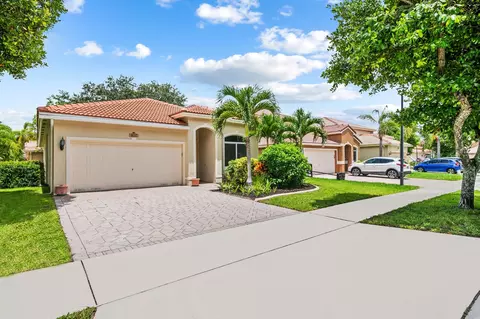 4637 Waycross Dr, Coconut Creek, FL 33073