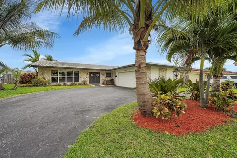 5121 Garfield St, Hollywood, FL 33021