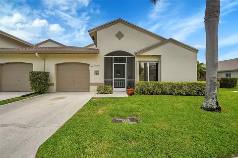 9677 Boca Gardens Cir #D, Boca Raton, FL 33496