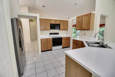 3572 Sanctuary Dr, Coral Springs, FL 33065 photo 9