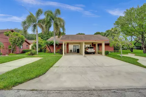 1855 Tamarind Ln, Coconut Creek, FL 33063