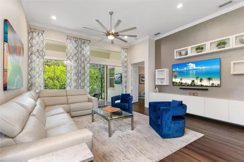 5780 NW 125th Ter, Coral Springs, FL 33076