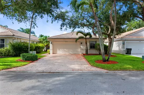 5411 NW 49th Ct, Coconut Creek, FL 33073