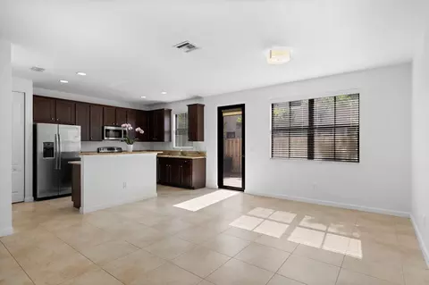 8434 Blue Cove Way #4, Parkland, FL 33076