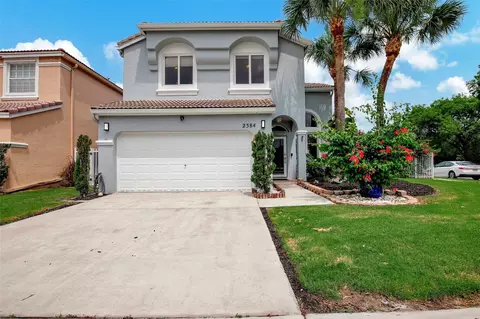 2384 NW 157th Ave, Pembroke Pines, FL 33028