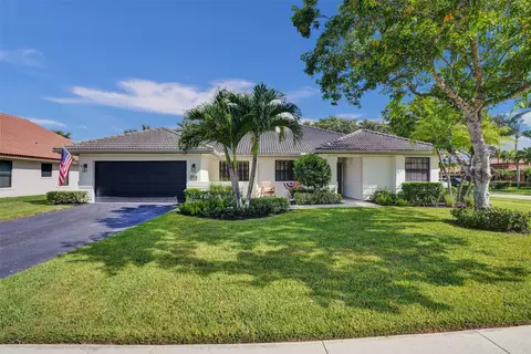 2844 Morning Glory Cir, Davie, FL 33328