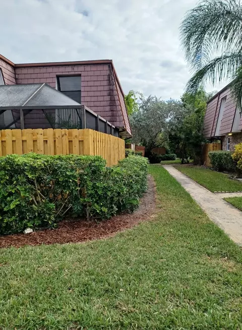 7586 E Courtyard Run, Boca Raton, FL 33433 photo 26