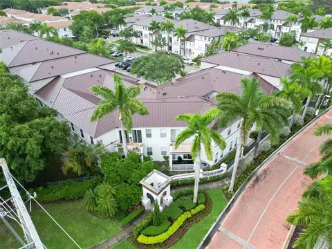 4301 SW 160th Ave #202, Miramar, FL 33027