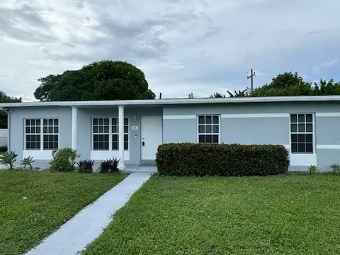 3331 NW 7th Ct, Lauderhill, FL 33311