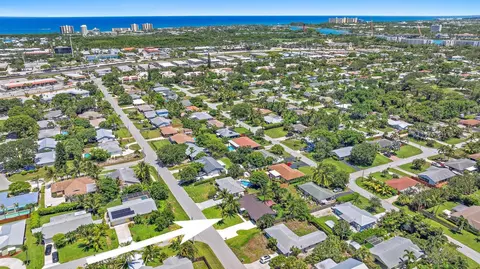 10 Pineview Rd, Jupiter, FL 33469 photo 24
