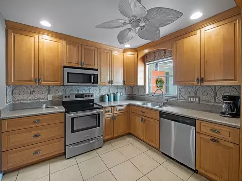 5745 SE Miles Grant, Stuart, FL 34997 photo 15