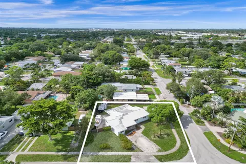 2321 SW 14th Ct, Fort Lauderdale, FL 33312