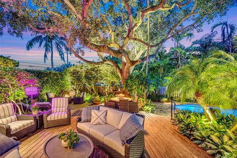 701 N Victoria Park Rd, Fort Lauderdale, FL 33304