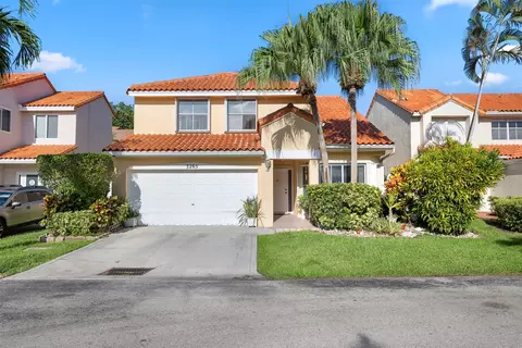 3265 N 36th Ave, Hollywood, FL 33021