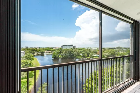 2238 N Cypress Bend Dr #803, Pompano Beach, FL 33069