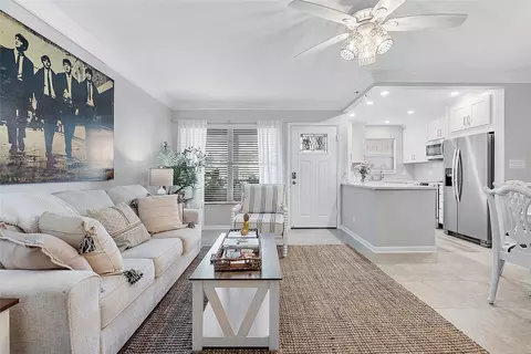 810 SE 7th St #108, Deerfield Beach, FL 33441