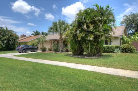 4893 Willow Dr, Boca Raton, FL 33487 photo 16