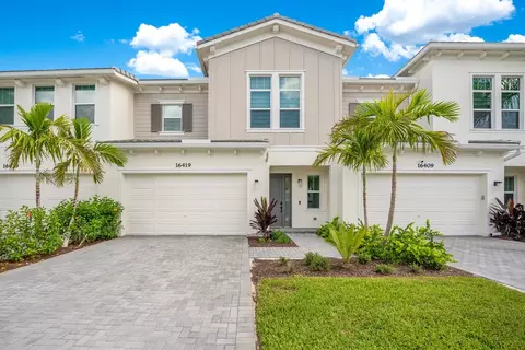 16419 Oakview Dr, Loxahatchee, FL 33470