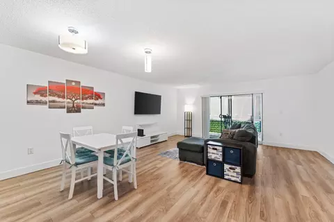 8632 NW 34th Pl #C106, Sunrise, FL 33351