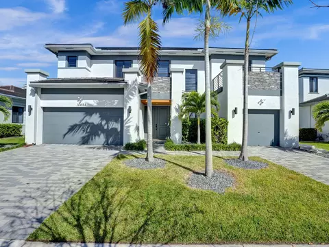 10495 S Lago Vista Cir, Parkland, FL 33076