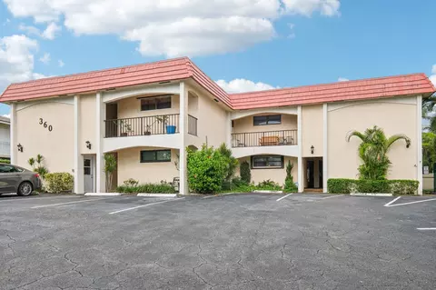 360 Wilma Cir #3, Riviera Beach, FL 33404