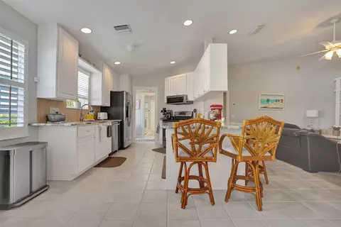 963 SW Tamarrow Pl, Stuart, FL 34997 photo 25