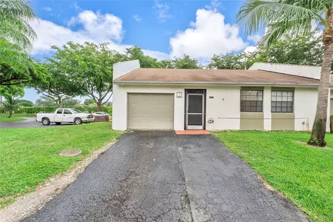 4990 NW 9th Way #4990, Pompano Beach, FL 33064