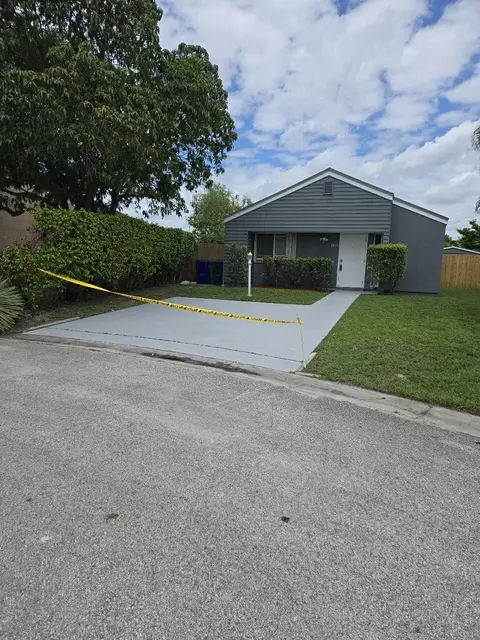 8811 SW 23 St, Miramar, FL 33025