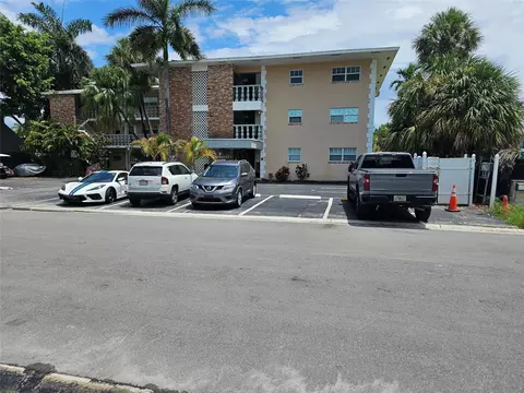 54 Isle Of Venice Dr #3, Fort Lauderdale, FL 33301