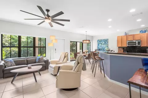 6136 Grand Cypress Cir E #6136, Coconut Creek, FL 33073