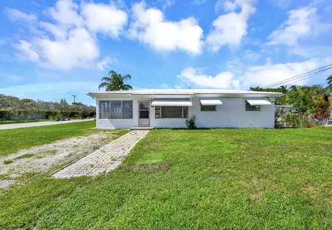 2421 SW 49 Ct, Fort Lauderdale, FL 33312