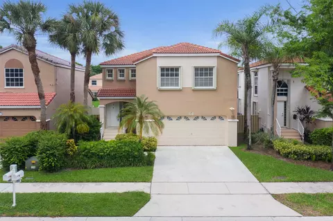 10843 NW 12th Ct, Plantation, FL 33322