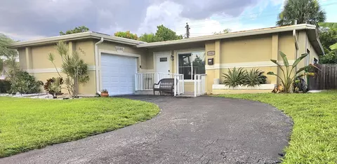 6501 NW 26th St, Sunrise, FL 33313
