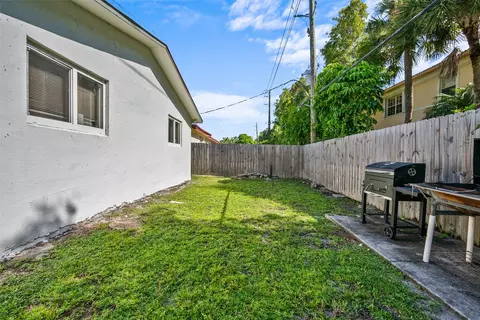 2701 E Sutton Dr, Miramar, FL 33025 photo 30