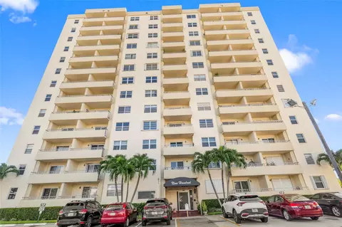 900 NE 18th Ave #809, Fort Lauderdale, FL 33304