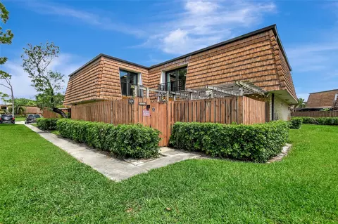 1624 16th Ln #1624, Greenacres, FL 33463