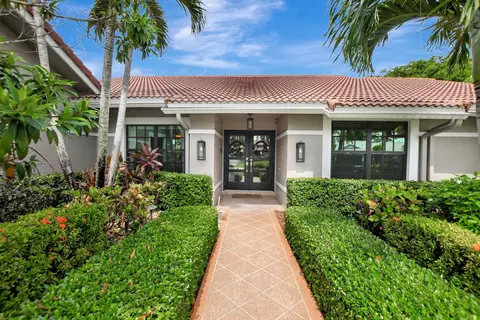 425 Deer Creek Path, Deerfield Beach, FL 33442