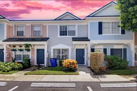 5518 Parade Pl #27, Margate, FL 33063