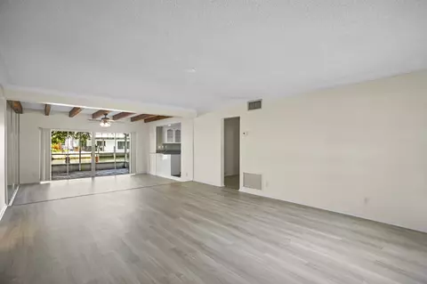 381 SE 14th Ave, Pompano Beach, FL 33060