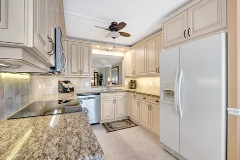 9165 SW 14th St #1501, Boca Raton, FL 33428